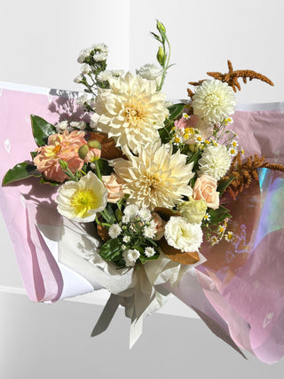 Valentine's Day Flowers | Summer Neutrals Bouquet
