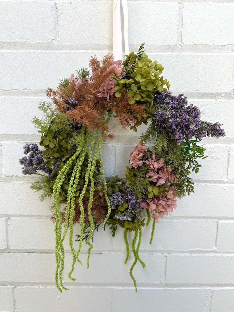 Everlasting Mini Christmas Wreath – Preserved &amp; Dried Flowers