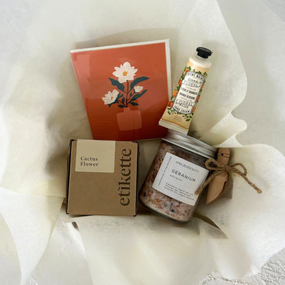 Pamper Me Gift Hamper