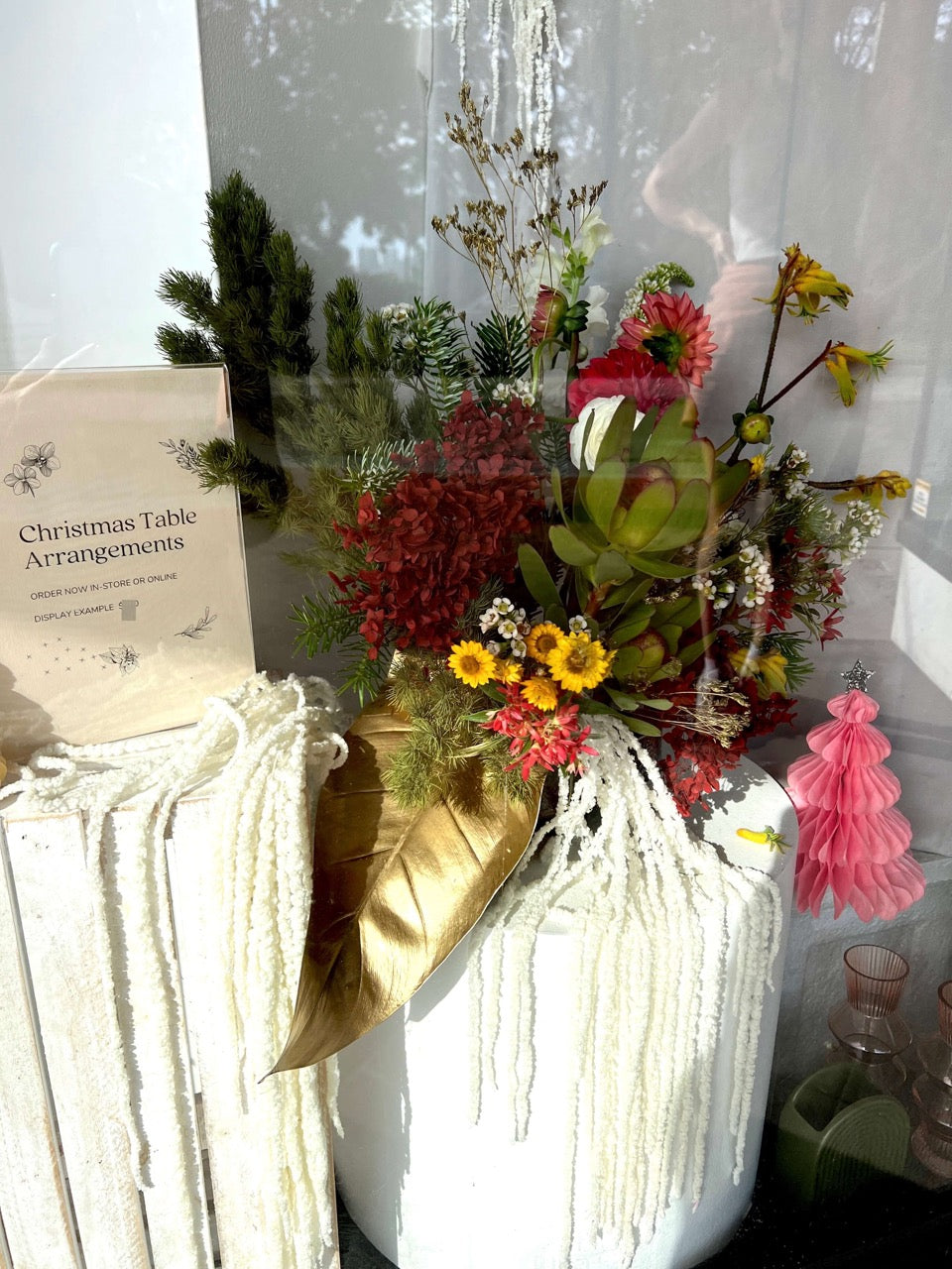 Festive Red White Gold Christmas Table Centrepiece